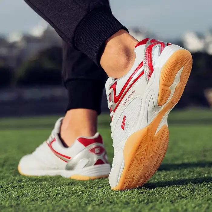 Chaussures de tennis professionnelles pour hommes, respirantes, badminton, volley-ball, sports d'intérieur, chaussures d'entraînement, nouveaux créateurs, 2023