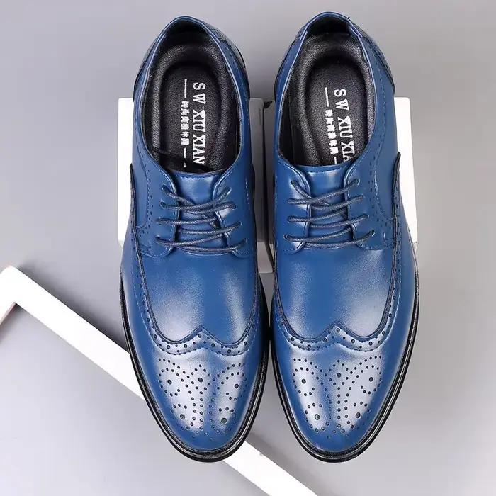 Chaussures de soirée respirantes pour hommes, chaussures de gentleman en cuir, chaussures de gentleman, chaussures de gentleman pointues, chaussures formelles bon marché, respirant, nouveau, été