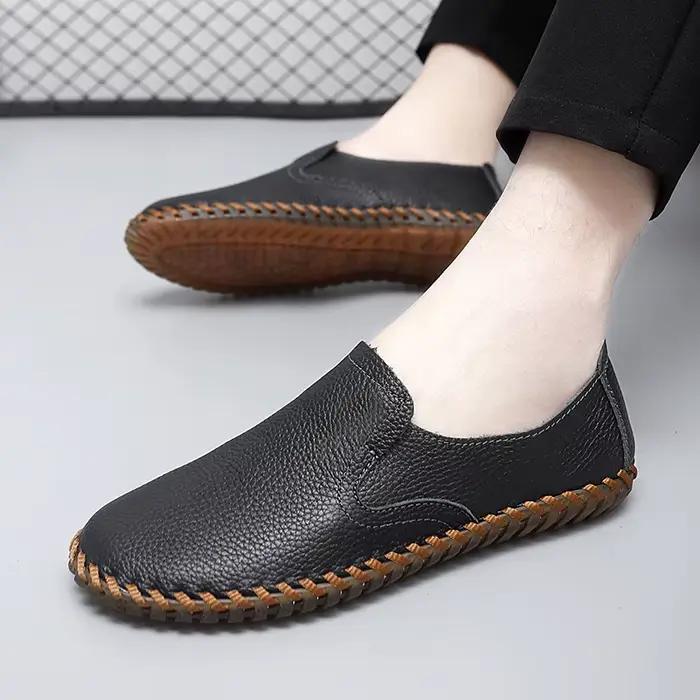 Chaussures décontractées en cuir faites à la main