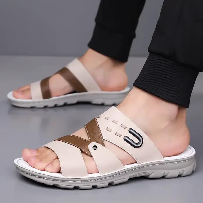 Sandales décontractées en cuir pour hommes, nouvelle collection été 2025, à enfiler, semelle souple, sabots polyvalents, respirantes, antidérapantes et durables