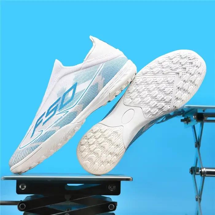 Nouvelles chaussures de football pour hommes en microfibre avec technologie Torsion, cuir verni et semelles en caoutchouc et EVA pour un confort ultime et une performance de haut niveau sur pelouse extérieure