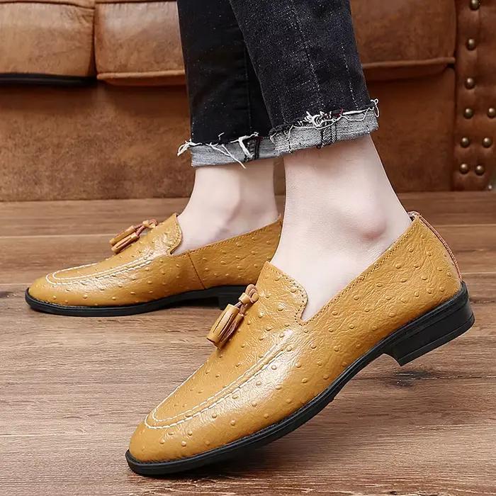 Mocassins en cuir pour hommes, chaussures de marque blanches à pompon, mocassins décontractés, chaussures Oxford plates pour hommes, chaussures de bateau pour hommes d'affaires
