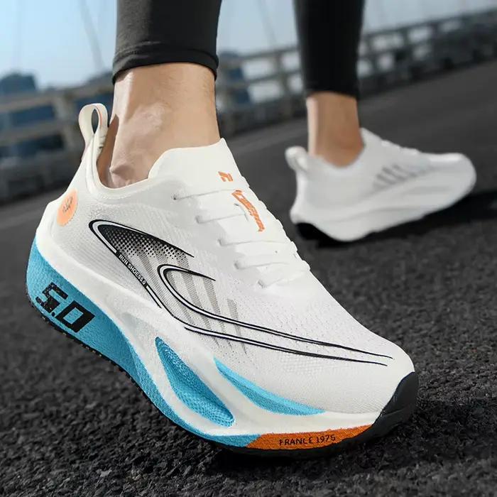 Chaussures de course de sport à la mode