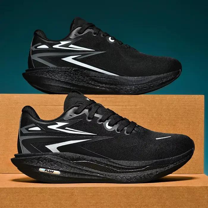 Chaussures de course à usage extérieur