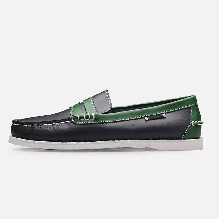 Nouvelles chaussures bateau décontractées pour hommes en cuir à enfiler