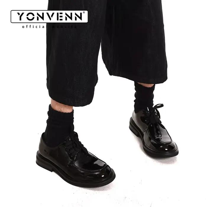 Chaussures formelles en cuir laqué pour hommes rétro classique affaires chaussures habillées formelles décontractées style cleanfit chaussures Oxford à lacets marron