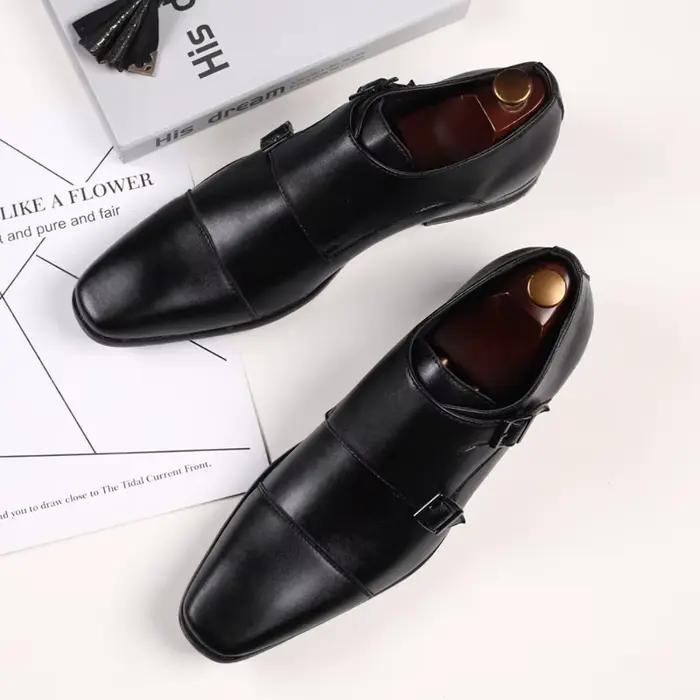 Chaussures provoqué carrées noires pour hommes