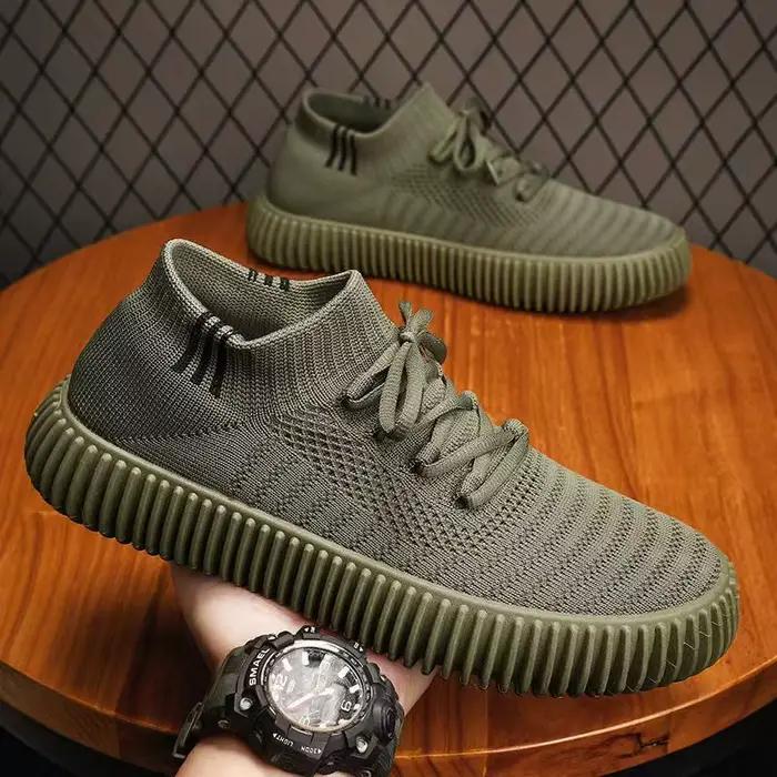 Nouveaux hommes chaussures skateboard