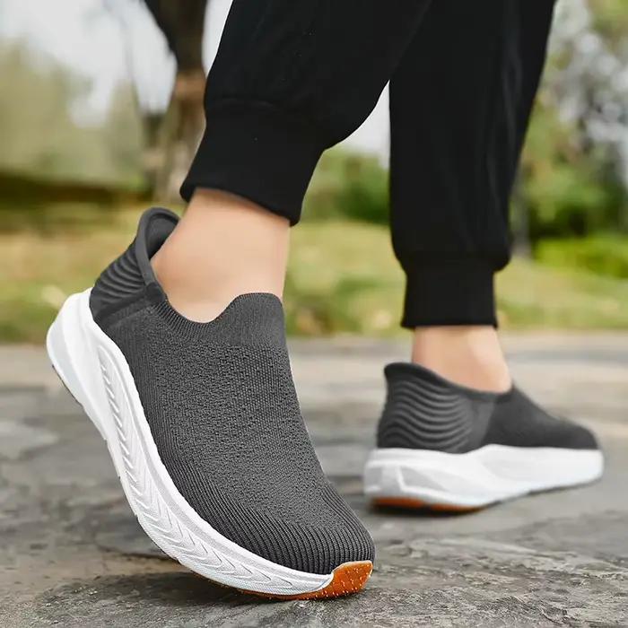 Chaussures de sport décontractées pour hommes à bout large