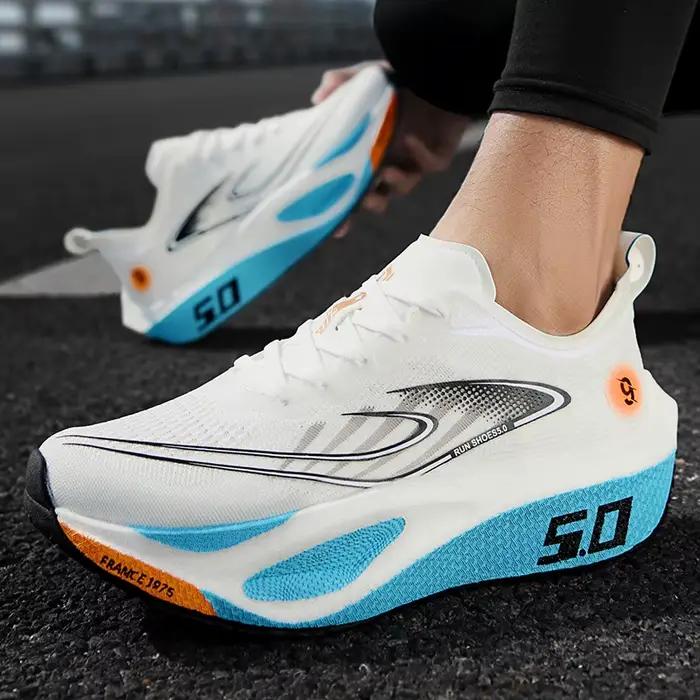 Zapatillas de running Sapatos Nouvelles chaussures de sport pour hommes et femmes