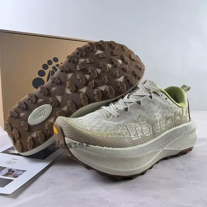 Chaussure de marche et de jogging confortable à semelle épaisse de marque originale