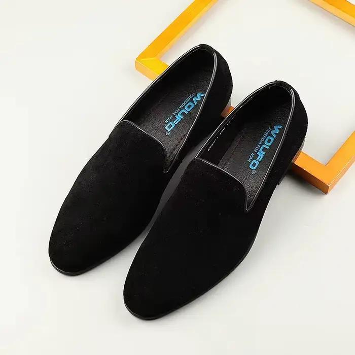 Chaussures en daim pour hommes, style business à une étape, daim inversé à bout pointu, mocassins pour hommes, mocassins. Disponible en grandes tailles