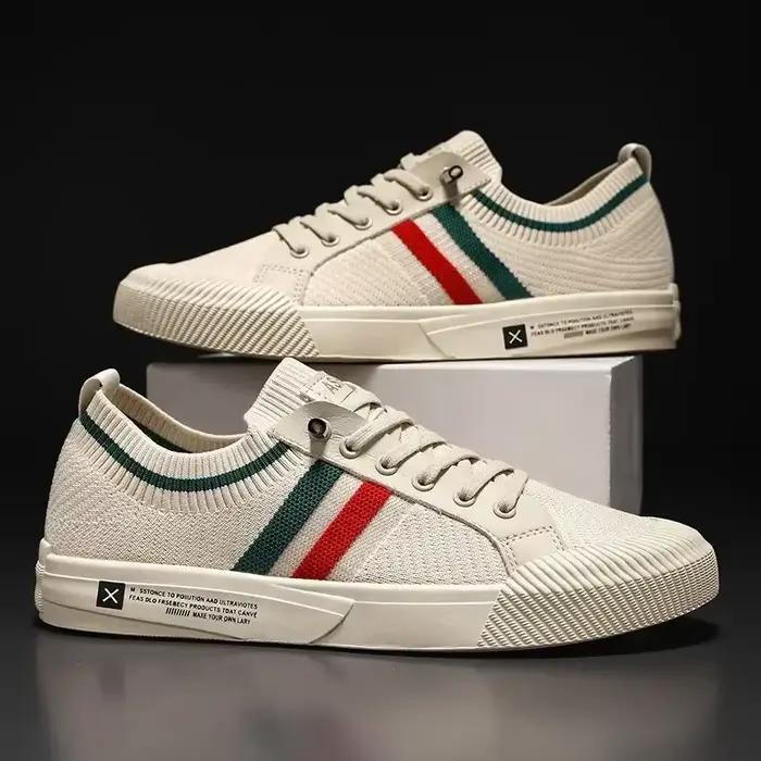 Baskets de mode pour hommes maille légère respirant mocassins de marche en plein air chaussures plates pour homme
