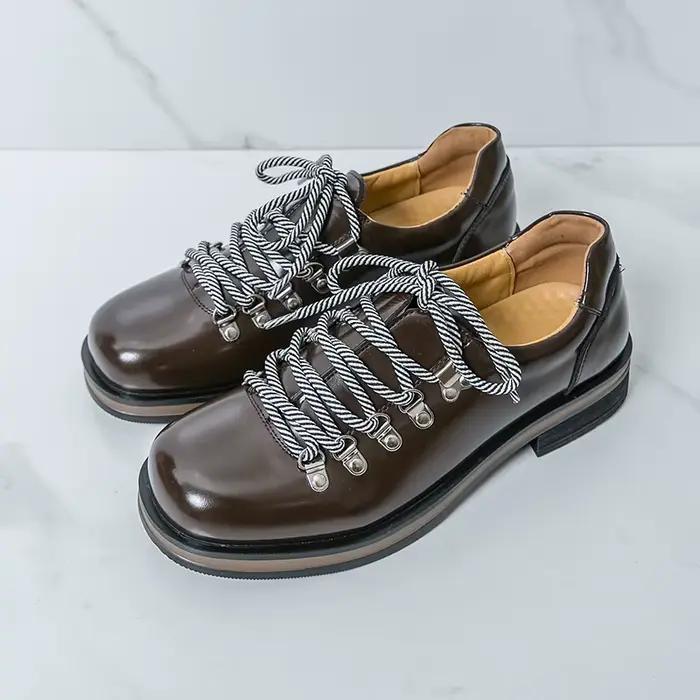 Chaussures pour hommes, design à bout carré, chaussures en cuir de luxe, chaussures décontractées formelles, style britannique, chaussures en cuir pour affaires, mocassins pour hommes