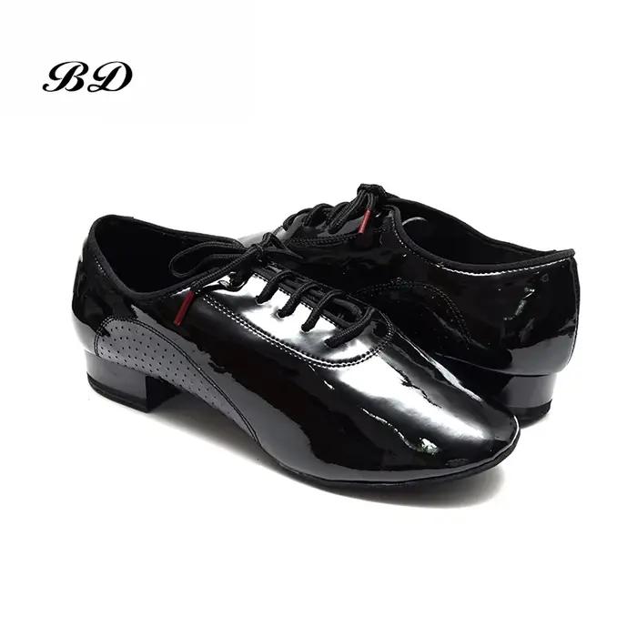 Chaussures de danse latine homme SALSAN 2025 en cuir verni talon carré 2.5 cm pour valse ballroom salsa occasions spéciales danse de salon nocturne compétitions