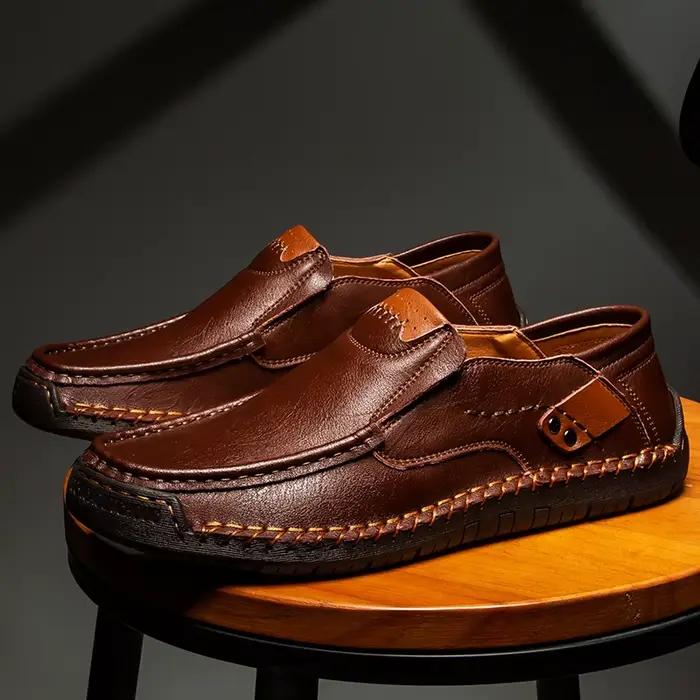 Chaussures en cuir faites à la main pour hommes