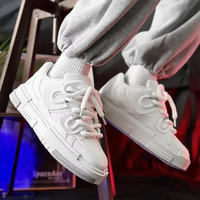 Campus jeunesse étudiant petites chaussures blanches printemps offre spéciale confort plate-forme hommes baskets mâle conseil chaussures tendance Wlaking chaussures
