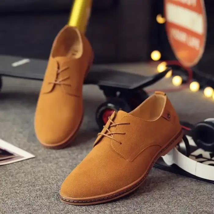 Chaussures en daim pour hommes