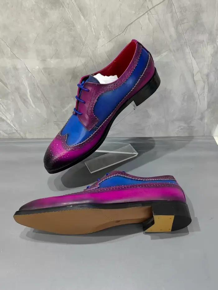 Chaussures en cuir à bout carré patchwork bleu violet pour hommes