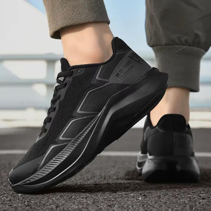 Chaussures de course blanches pour hommes