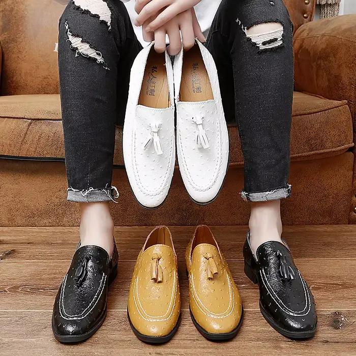 Mocassins en cuir pour hommes, chaussures de marque blanches à pompon, mocassins décontractés, chaussures Oxford plates pour hommes, chaussures de bateau pour hommes d'affaires