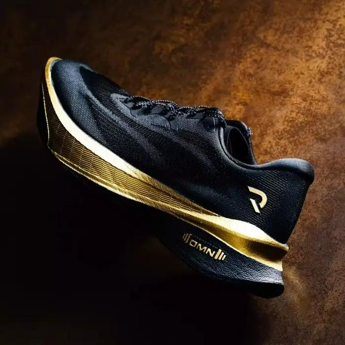 2025 offre spéciale chaussures de Sport hommes femmes léger plaque de carbone