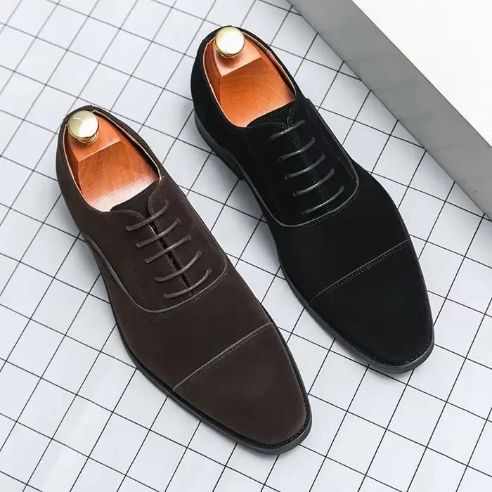 Chaussures en daim de marque italienne pour hommes, chaussures de bureau pour hommes, chaussures d'affaires formelles pour banquet, chaussures décontractées à la mode, grande taille, 38-48