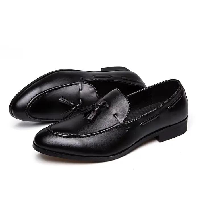 Chaussures sociales en cuir pour hommes, chaussures formelles de haute qualité, mocassins d'affaires décontractés avec pompons, chaussures habillées confortables