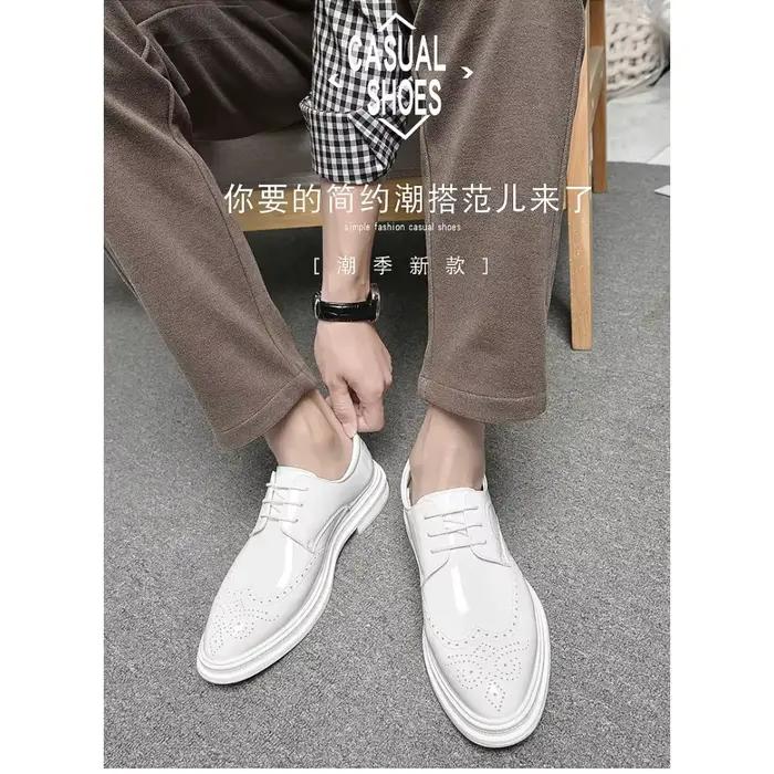 Chaussures habillées blanches pour hommes