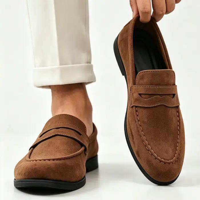 Nouvelles chaussures classiques en daim pour hommes - mocassins décontractés - chaussures plates tendance, douces et respirantes - chaussures pour tous les jours et pour les sports de plein air