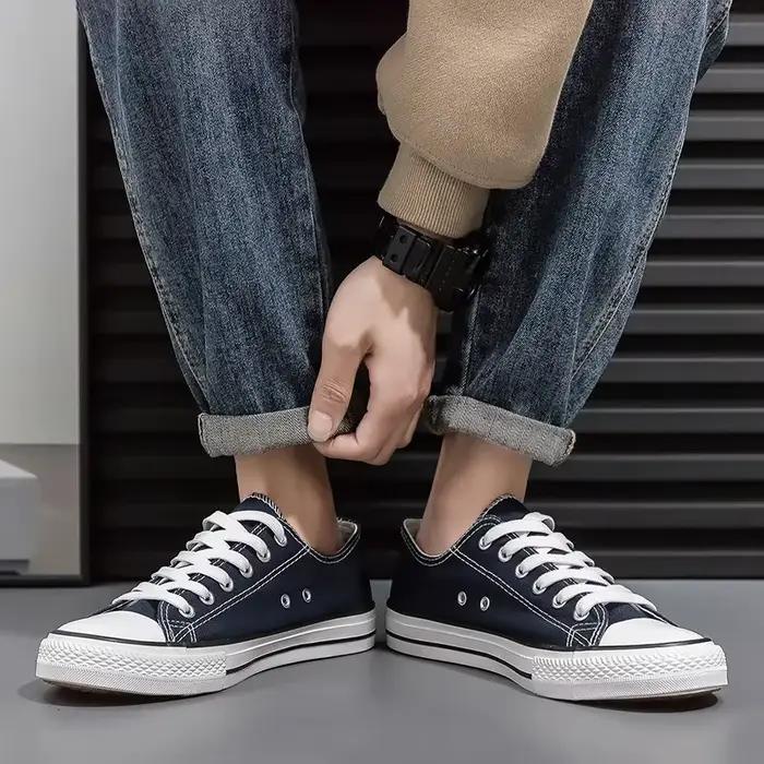 Chaussures en toile classiques pour hommes