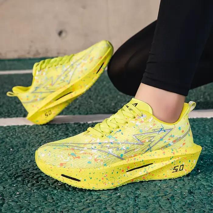 Chaussures de course pour hommes Marathon Sports Stabilité Plaque en carbone Respirantes Légères Confortables