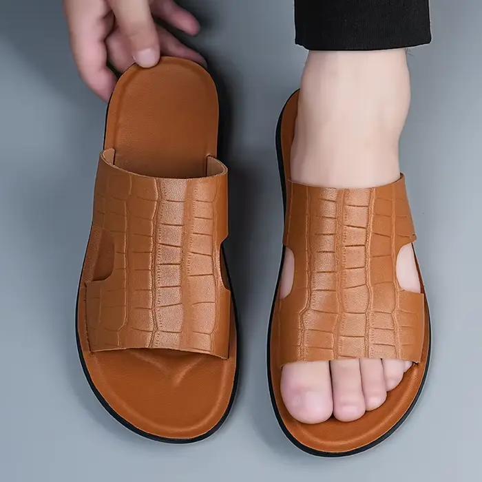 Sandales d'été tendance pour hommes à motif crocodile