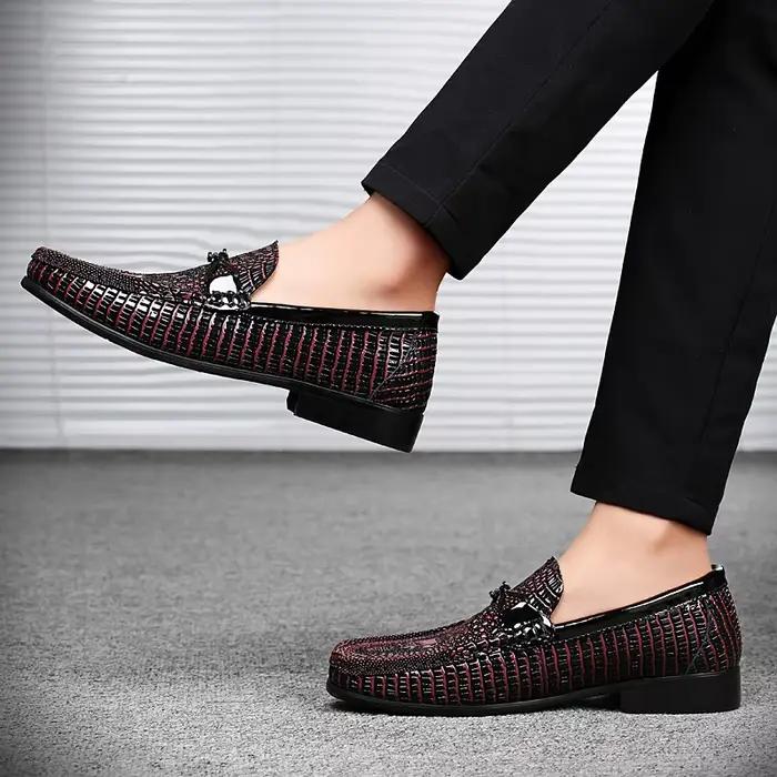 Chaussures en cuir véritable faites à la main pour hommes, mocassins à enfiler, chaussures décontractées, mocassin de haute qualité, chaussures d'affaires