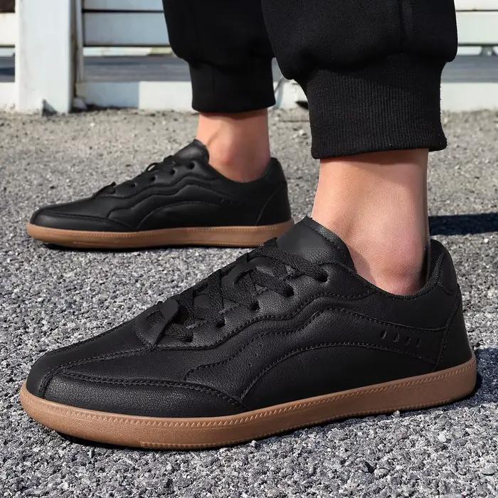 Chaussures ELUVA en cuir PU pour hommes plates respirantes confortables antidérapantes pour skateboard et tenues décontractées