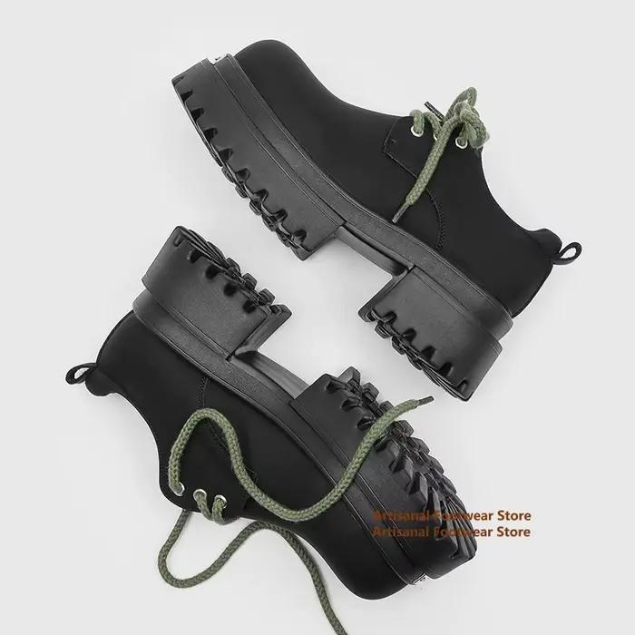 Chaussures Derby à bout rond et semelle épaisse