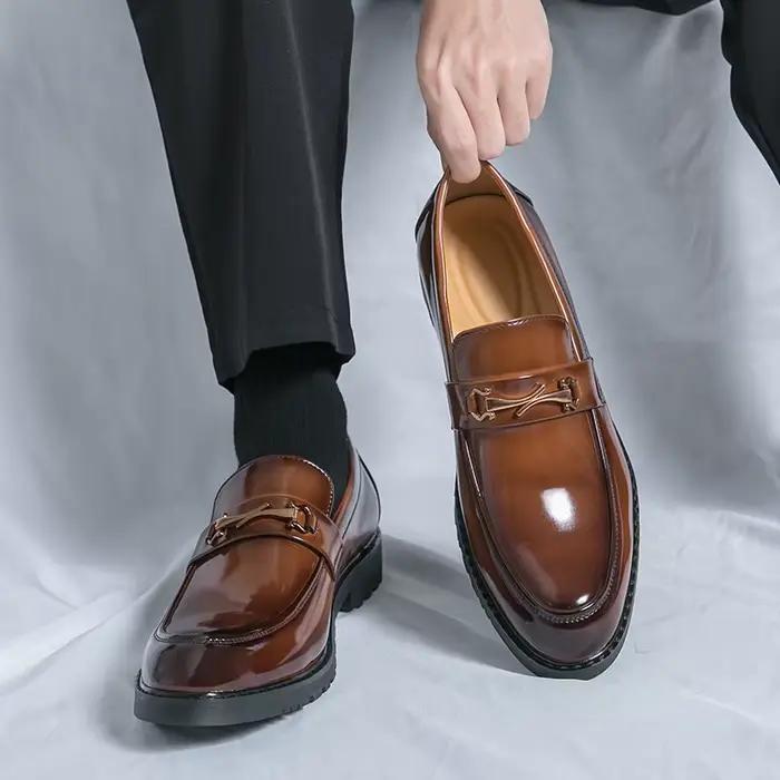 Nouveau luxe sans lacet chaussures habillées hommes en cuir véritable mocassins italiens pour hommes noir marron marque formelle Oxford hommes chaussures décontractées