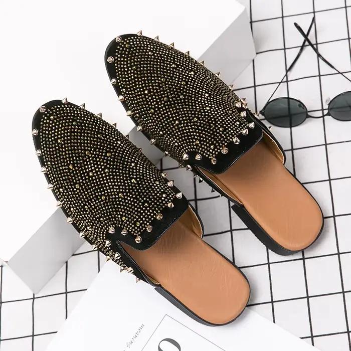 Chaussures rétro en cuir cloutées pour hommes