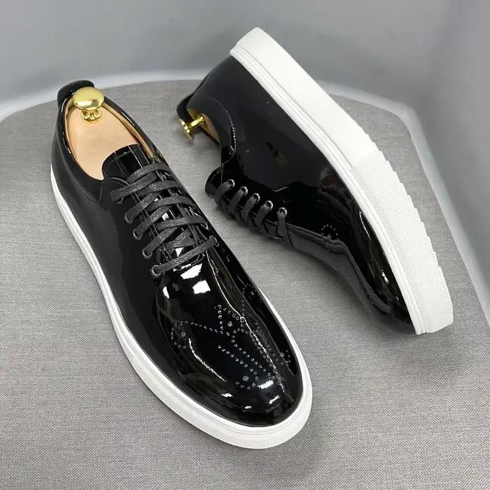 Chaussures Oxford en cuir verni noir pour hommes, décontractées, respirantes, à lacets, de luxe, pour le bureau et les affaires, plates, Style italien