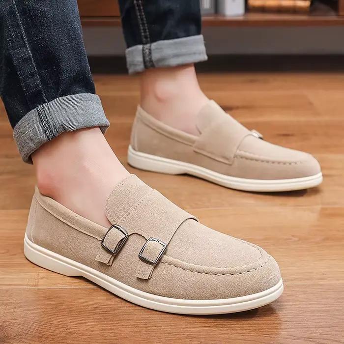 Mocassins décontractés pour hommes en caoutchouc, sans lacets, pointures variées, couleurs brun, kaki, rouge et noir, confort ultime, design moderne et minimaliste, idéal pour toutes occasions