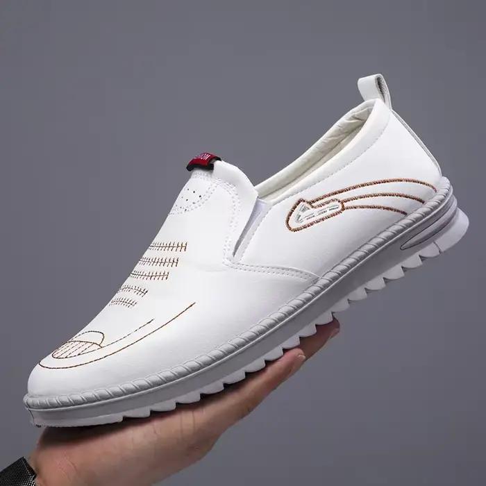 Chaussures en cuir pour hommes chaussures décontractées sans lacet en cuir souple semelle souple chaussures respirantes chaussures en cuir souple texturées à la mode