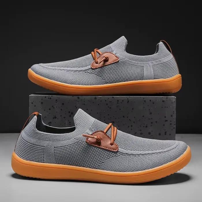 Chaussures plates à bout large pour hommes