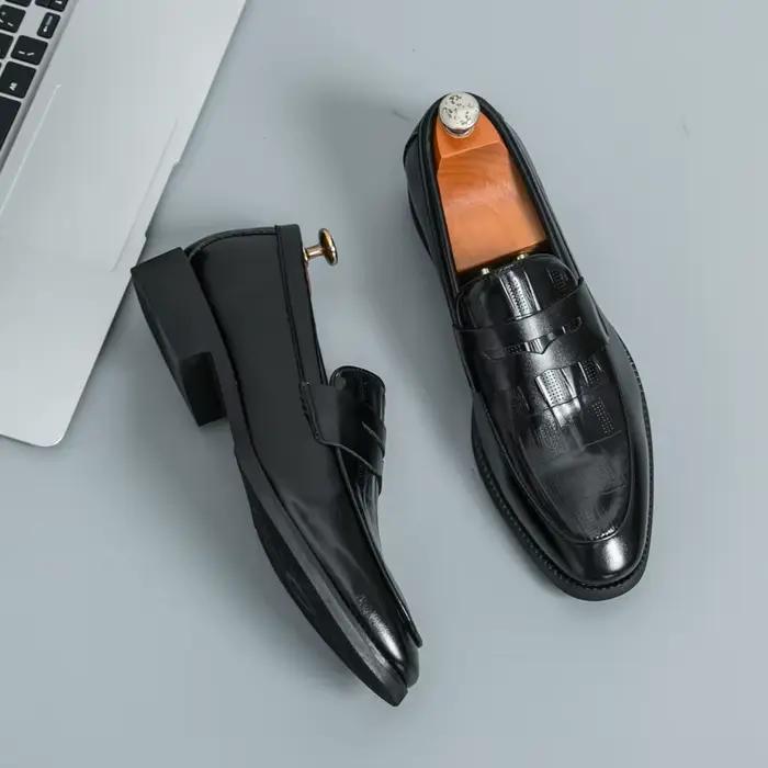 Mocassins en cuir homme bout pointu pour hommes style britannique mocassins universels pour toutes les saisons occassions quotidiennes