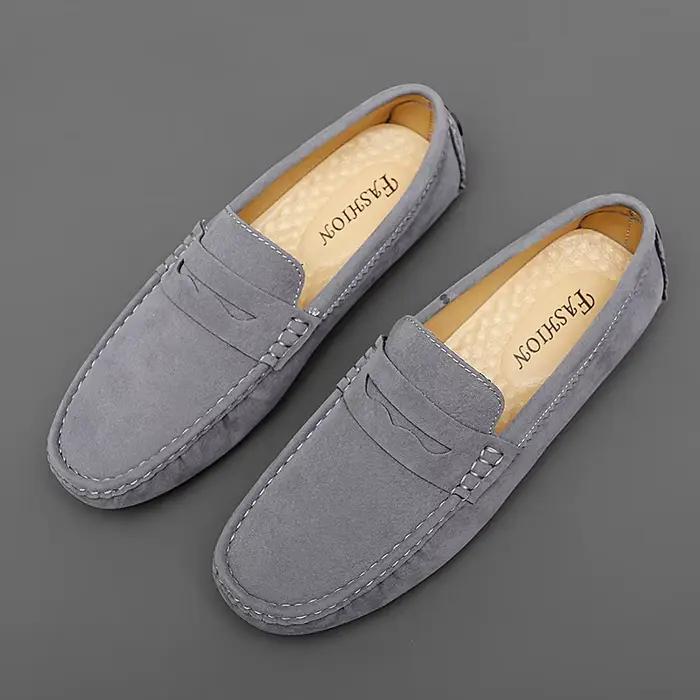 Chaussures pour hommes mocassins en cuir suédé mode