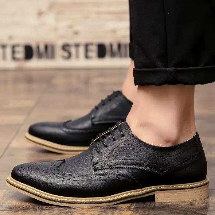 Chaussures Oxford pointues à lacets en cuir pour hommes