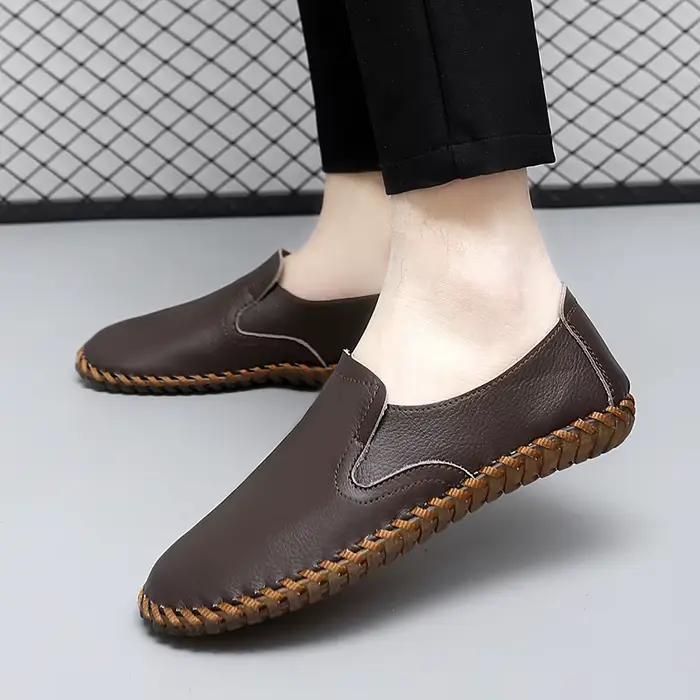 Chaussures décontractées en cuir faites à la main
