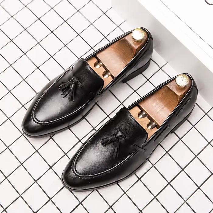Chaussures de mariage pour hommes mocassins à enfiler tendance glands