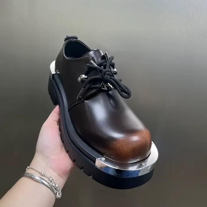 Chaussures Derby décontractées à bout large et épais