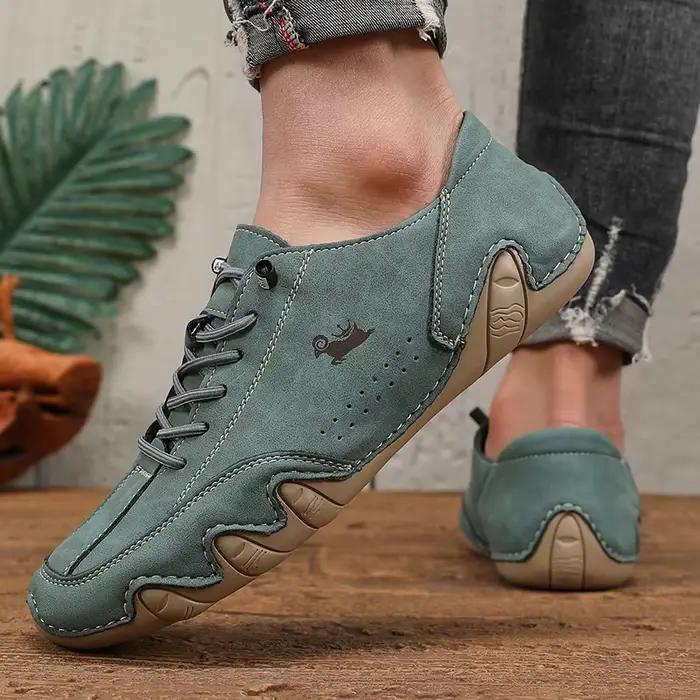 Printemps hommes coupe basse en cuir Sneaker mocassins à semelles souples anti-dérapant fond plat chaussures décontractées grande taille Zapatillas Para Hombre 2025