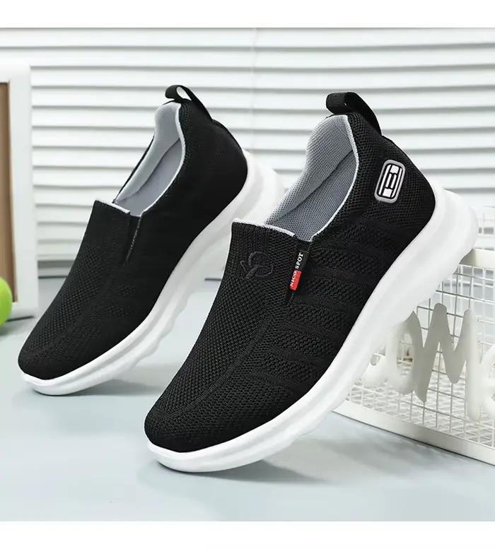 Chaussures de marche noires 2026